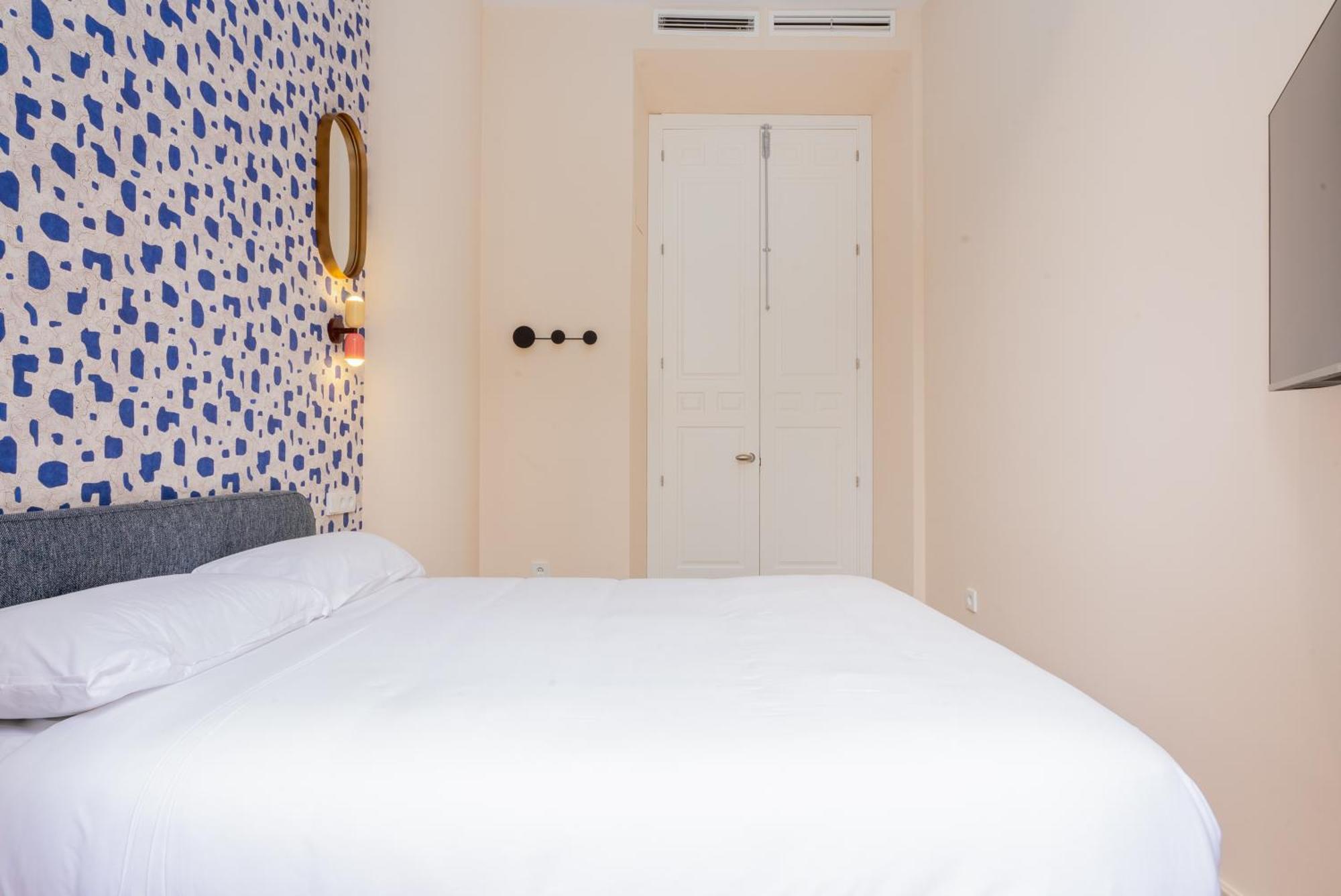 Smartr Malaga Centro Aparthotel Luaran gambar