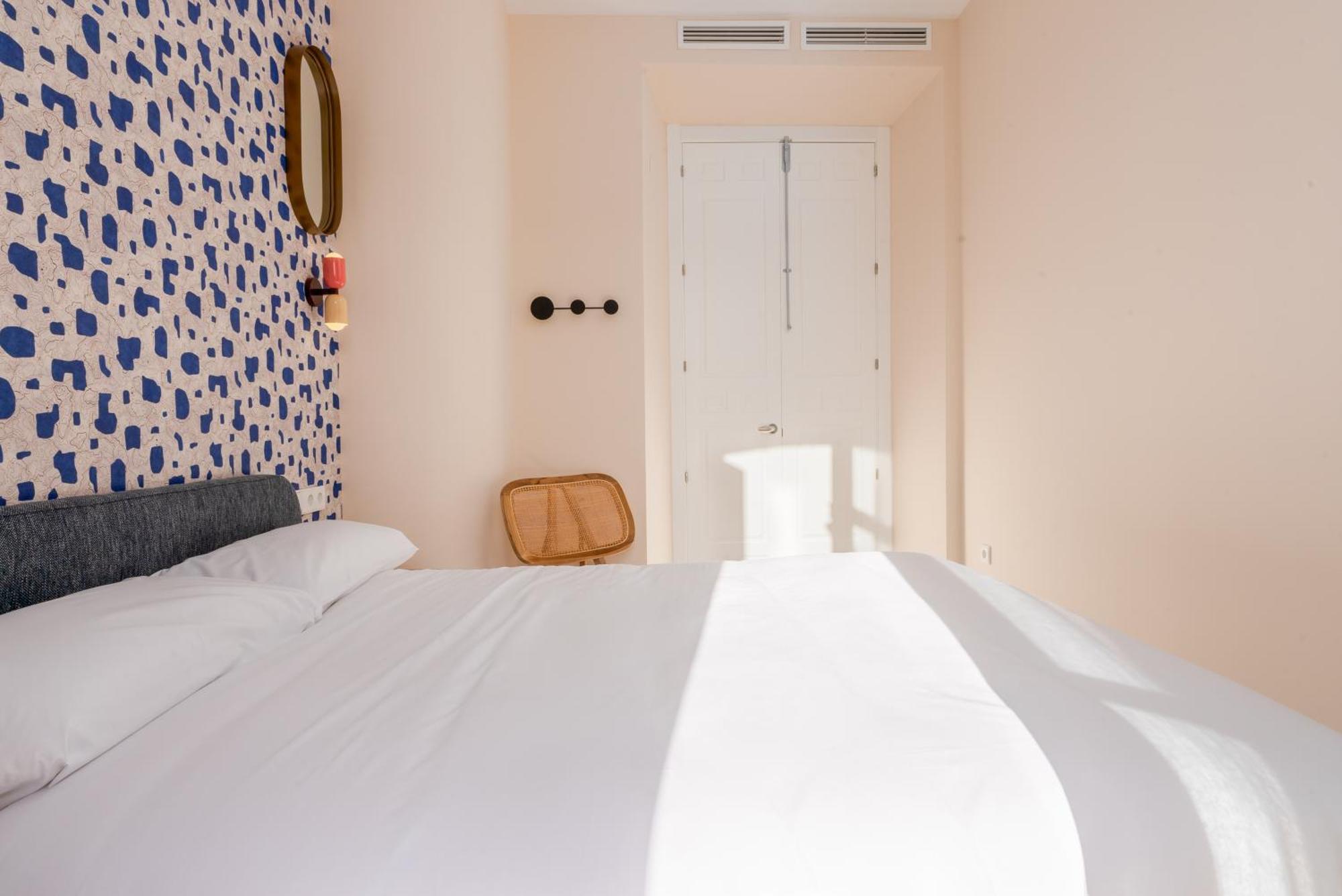 Smartr Malaga Centro Aparthotel Luaran gambar