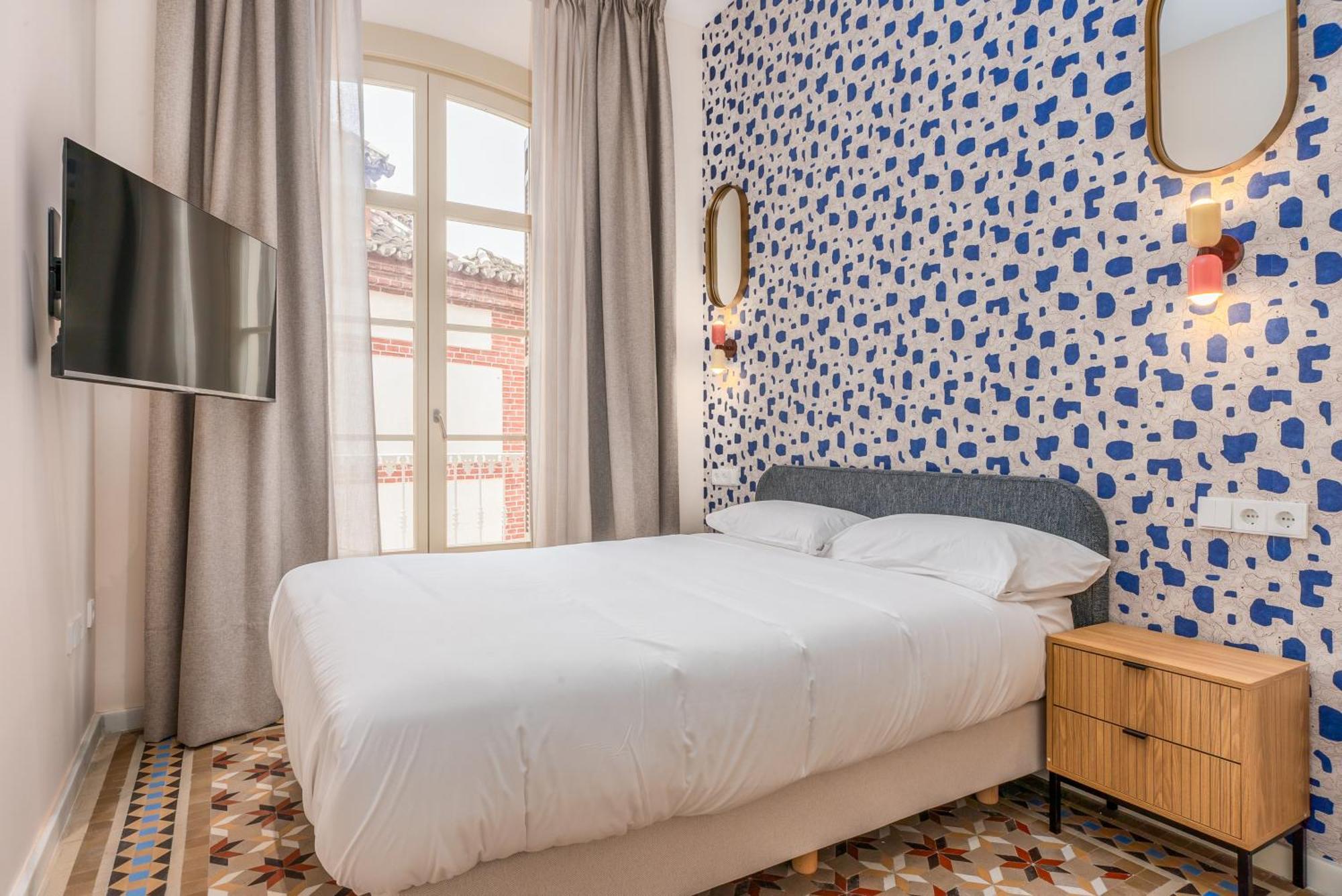 Smartr Malaga Centro Aparthotel Luaran gambar